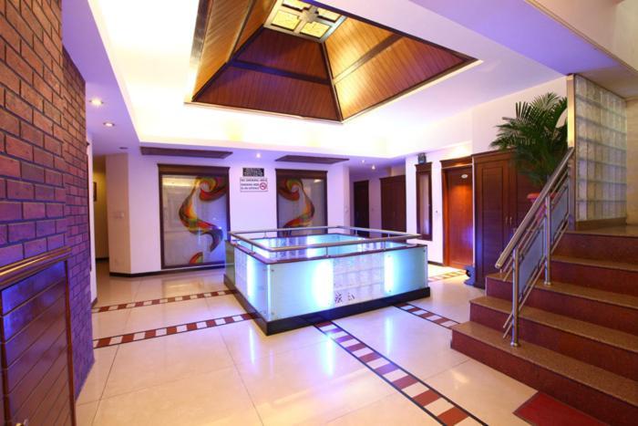 Hotel Klg International Zirakpur Exterior photo